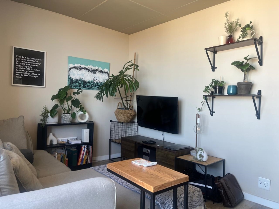 To Let 1 Bedroom Property for Rent in Observatory Western Cape